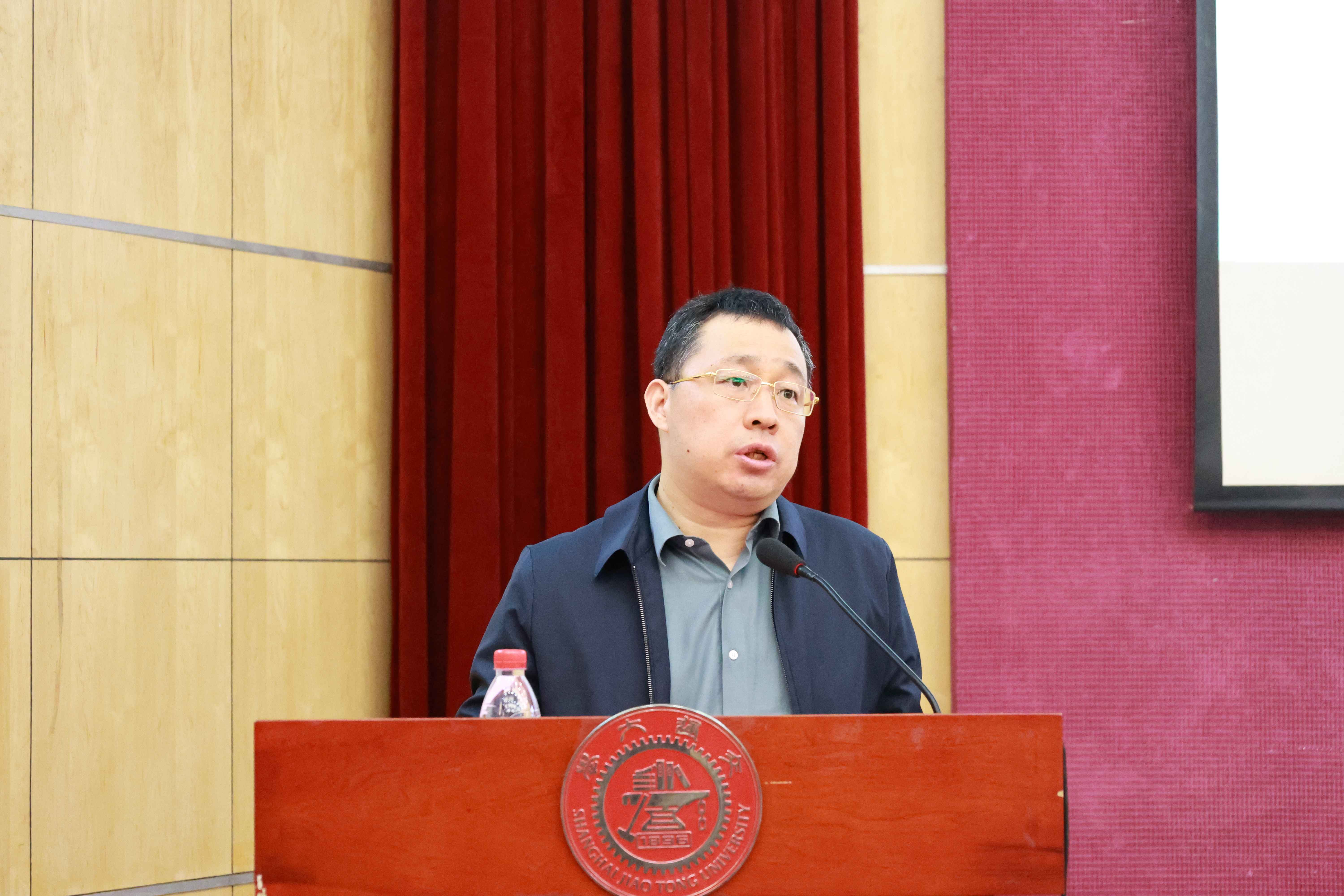 配图3 研究生院副院长张国栋致辞.jpg